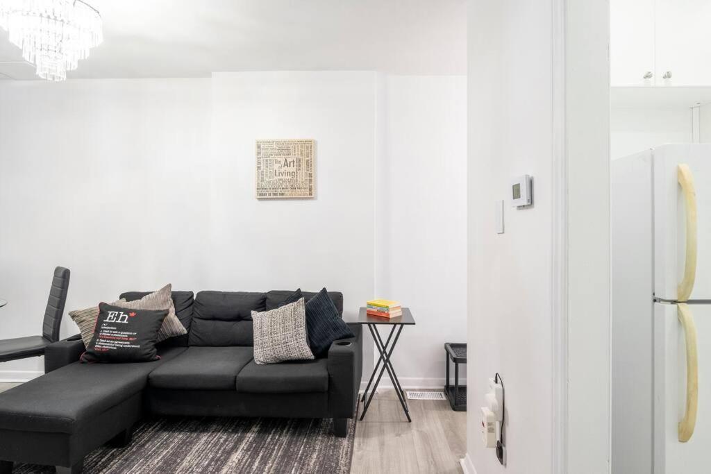 Harmony Home Near University Of Γουότερλου Εξωτερικό φωτογραφία
