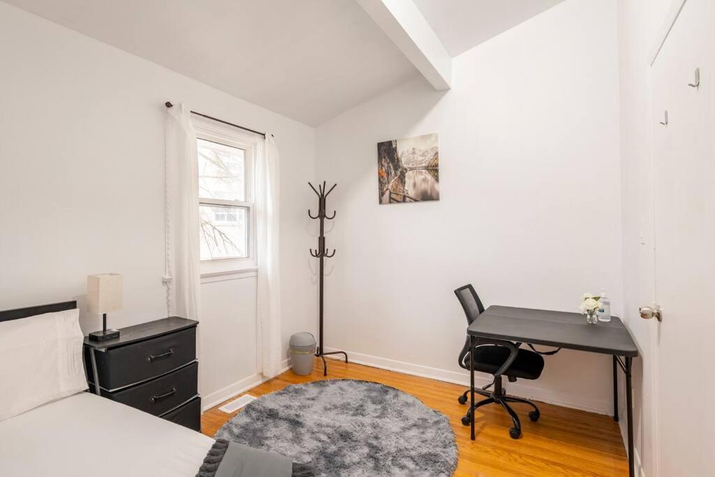 Harmony Home Near University Of Γουότερλου Εξωτερικό φωτογραφία