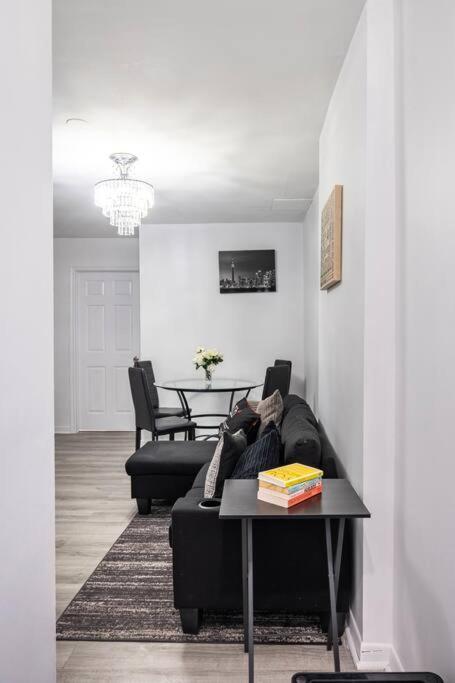 Harmony Home Near University Of Γουότερλου Εξωτερικό φωτογραφία