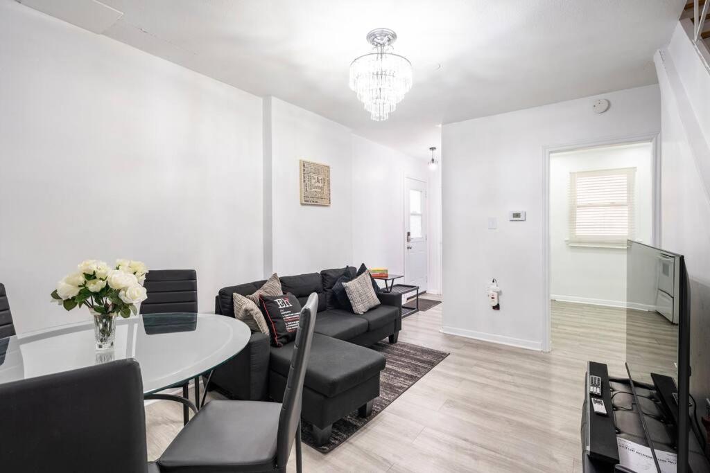 Harmony Home Near University Of Γουότερλου Εξωτερικό φωτογραφία